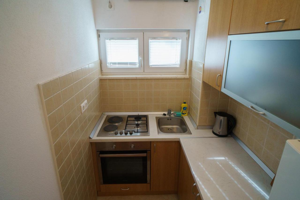 Apartment “Bel Ponte” Комарна Екстериор снимка