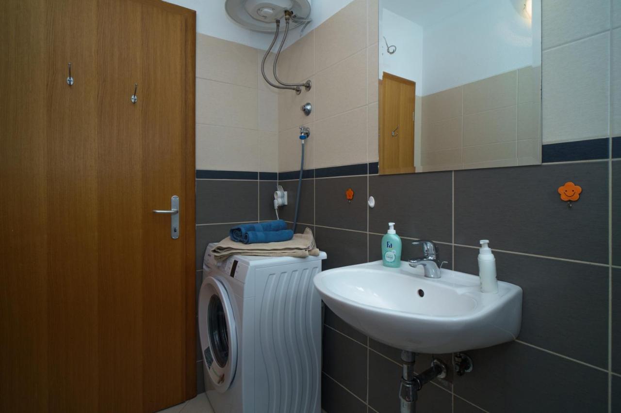 Apartment “Bel Ponte” Комарна Екстериор снимка