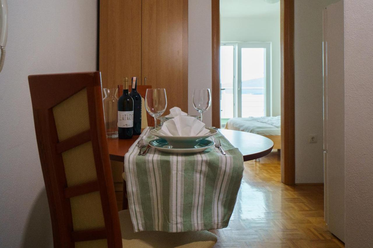 Apartment “Bel Ponte” Комарна Екстериор снимка